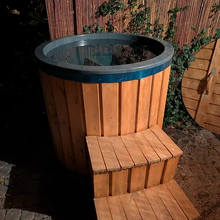 In Der Auszeitoase - 2 Zimmer, Billard, Sauna, Terrasse, Garten, Ladestation, Nahe An Messe Nuernberg 프레이스타트