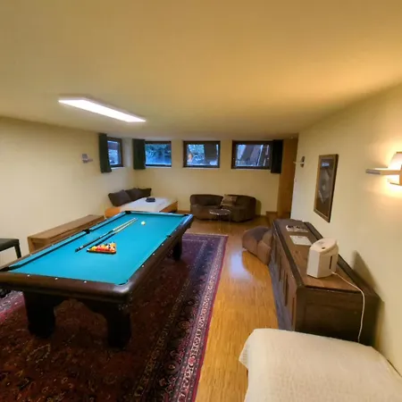 Apartment Auszeitoase Freystadt: Billiard, Sauna & Garden Retreat Freystadt