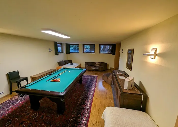 Auszeitoase Freystadt: Billiard, Sauna & Garden Retreat Apartment