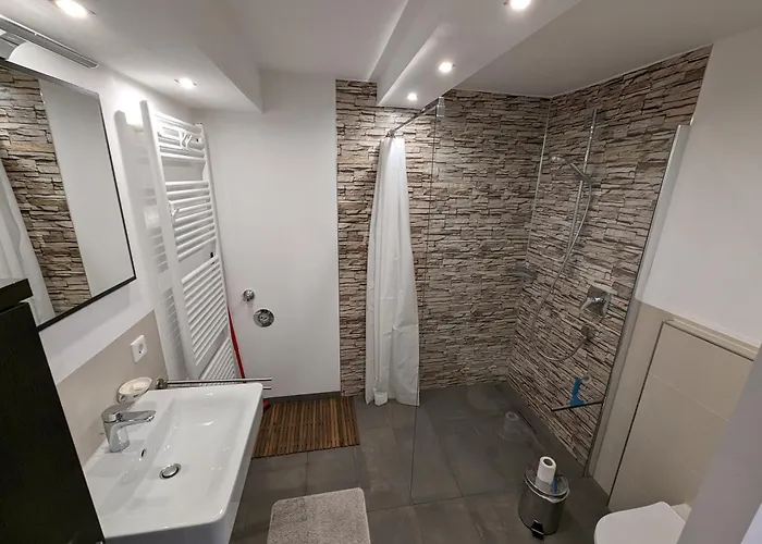 Auszeitoase Freystadt: Billiard, Sauna & Garden Retreat *